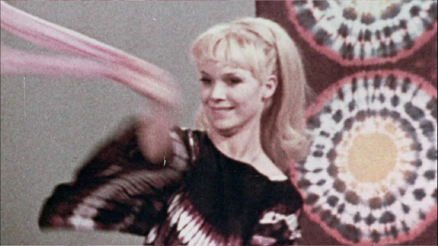 A snazzy intro to the ancient textile-dyeing technique taking the 70s fashion world by storm.