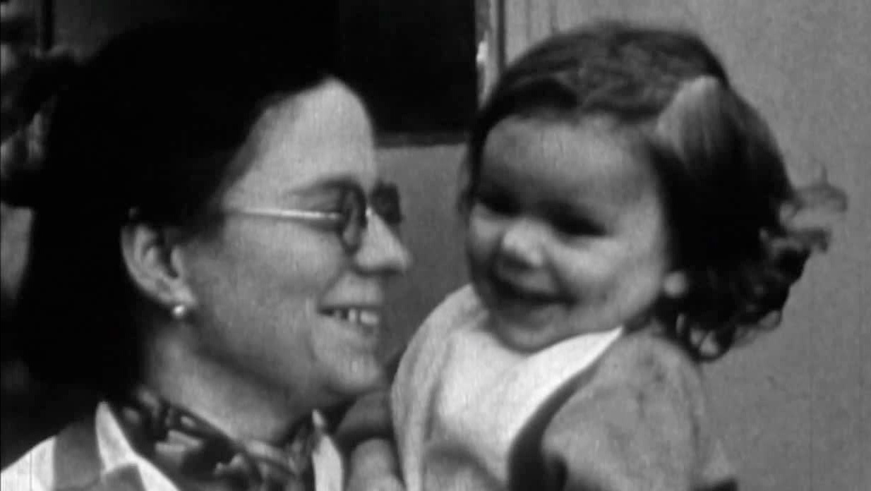 "A bomb's cut the gas off. Where can we get a meal?" Look no further than the Friends Relief Service.