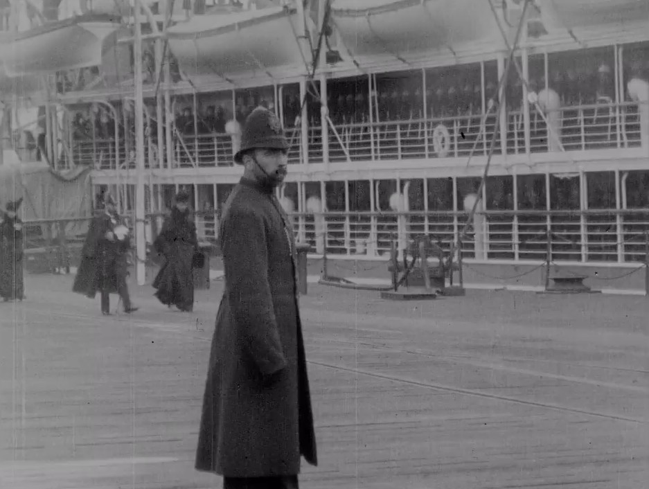 A soon-to-be-crowned King Edward VII waves off Prince George, en route to Australia