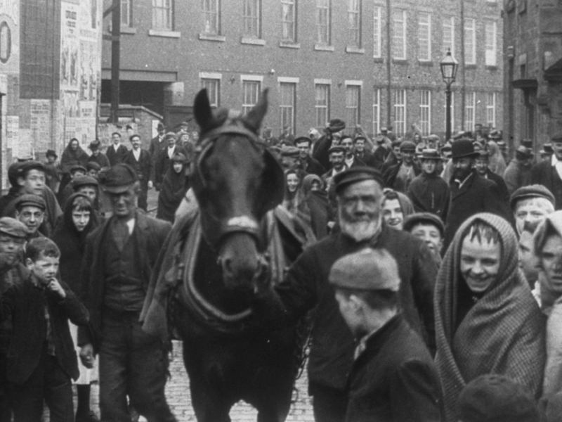 A mysterious but vivid snapshot of Edwardian life.