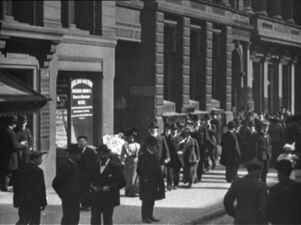 A fascinating film tour into the heart of Edwardian Liverpool.
