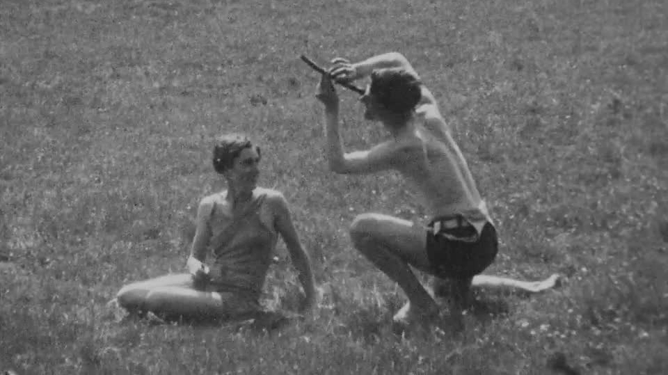 Four bright young things enact a midsummer's love tryst among the daisies in this short, well-crafted amateur fiction film.
